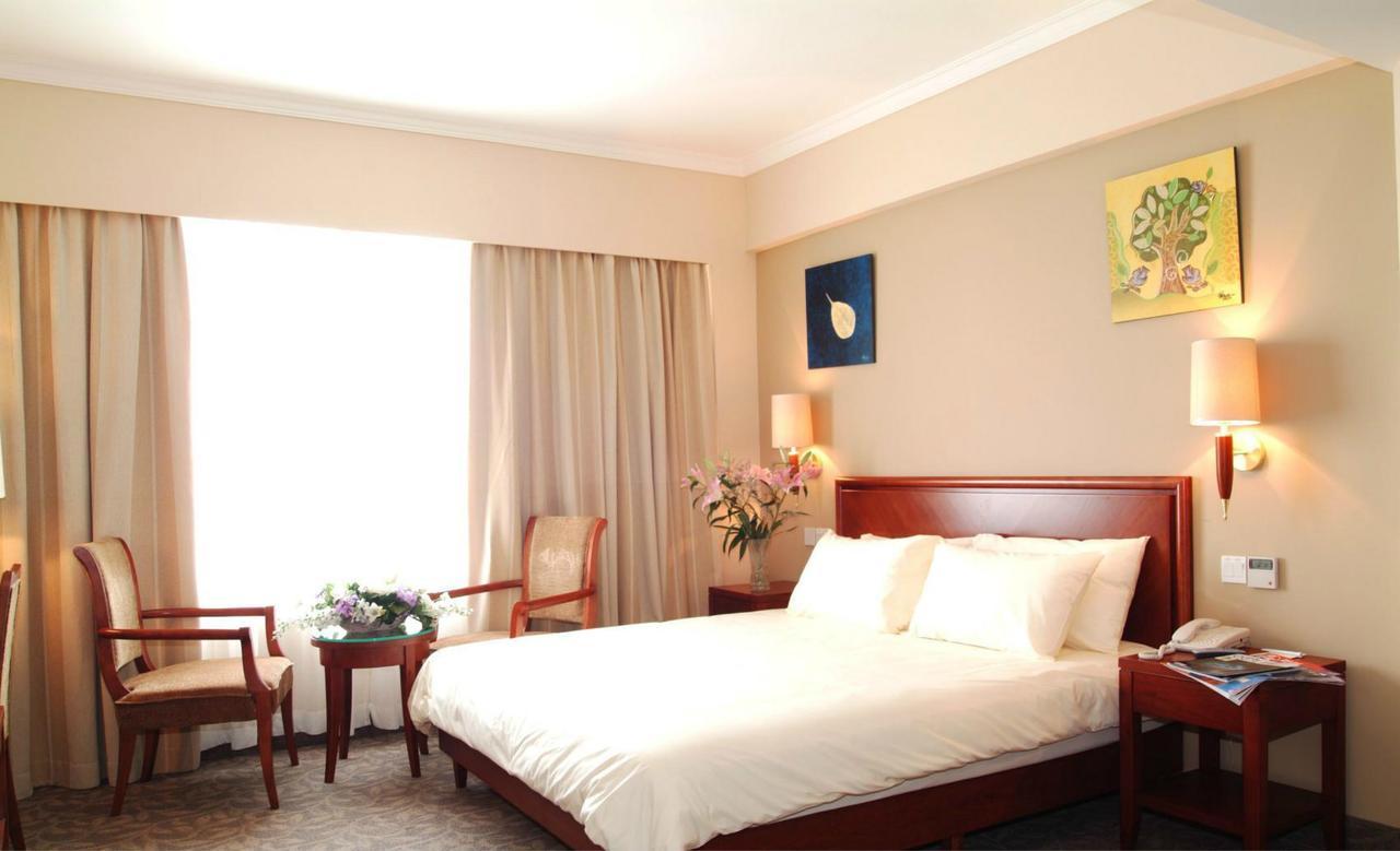 Greentree Inn Beijing Huairou Qingchun Road Express Hotel Extérieur photo